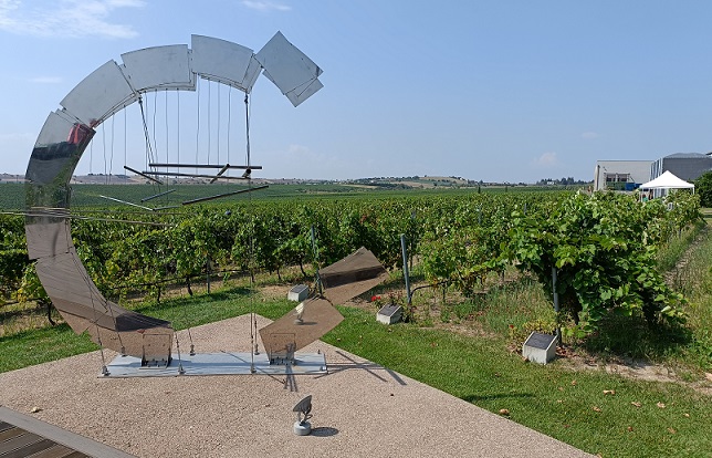 Gerovassiliou vineyard art